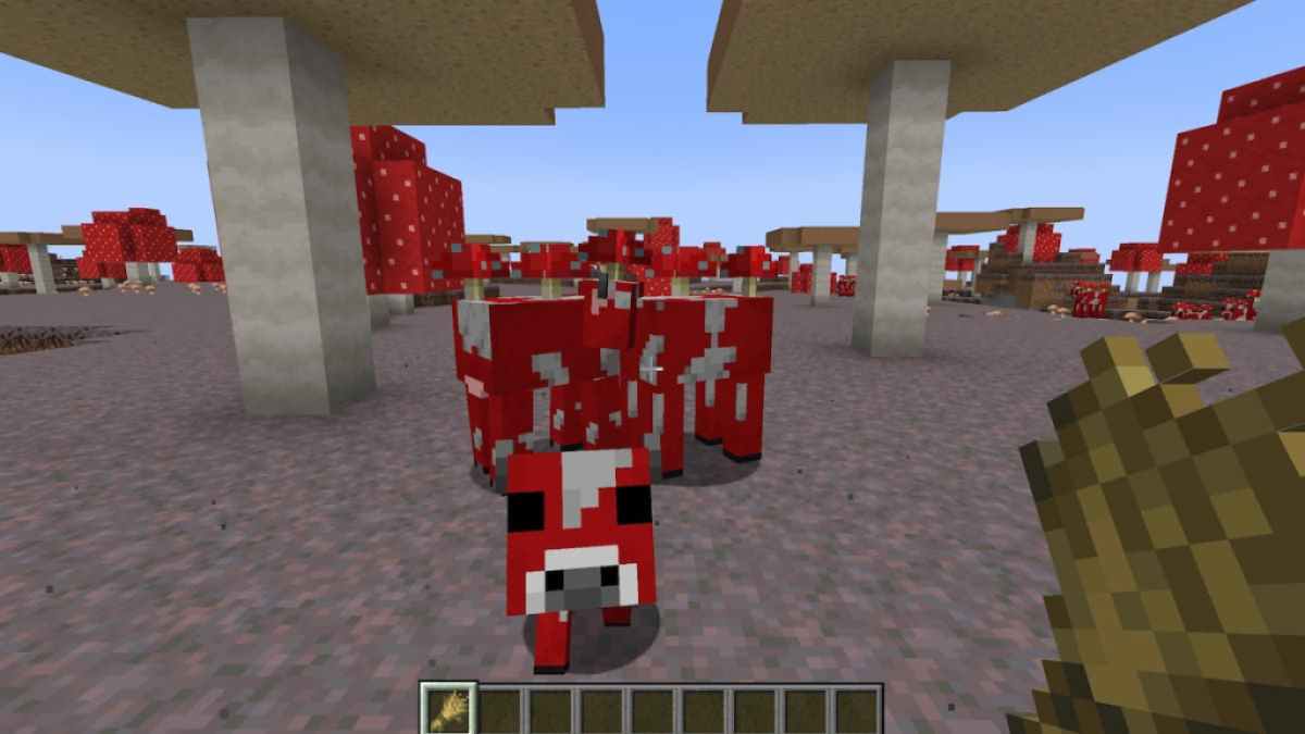 Breeding Mooshrooms in Minecraft.