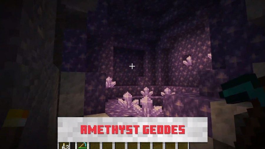 Amethyst Geodes in Minecraft