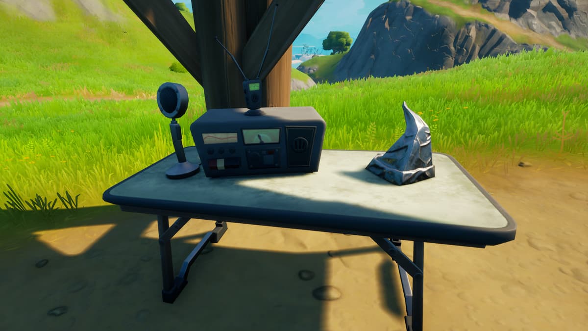 A CB Radio in Fortnite.