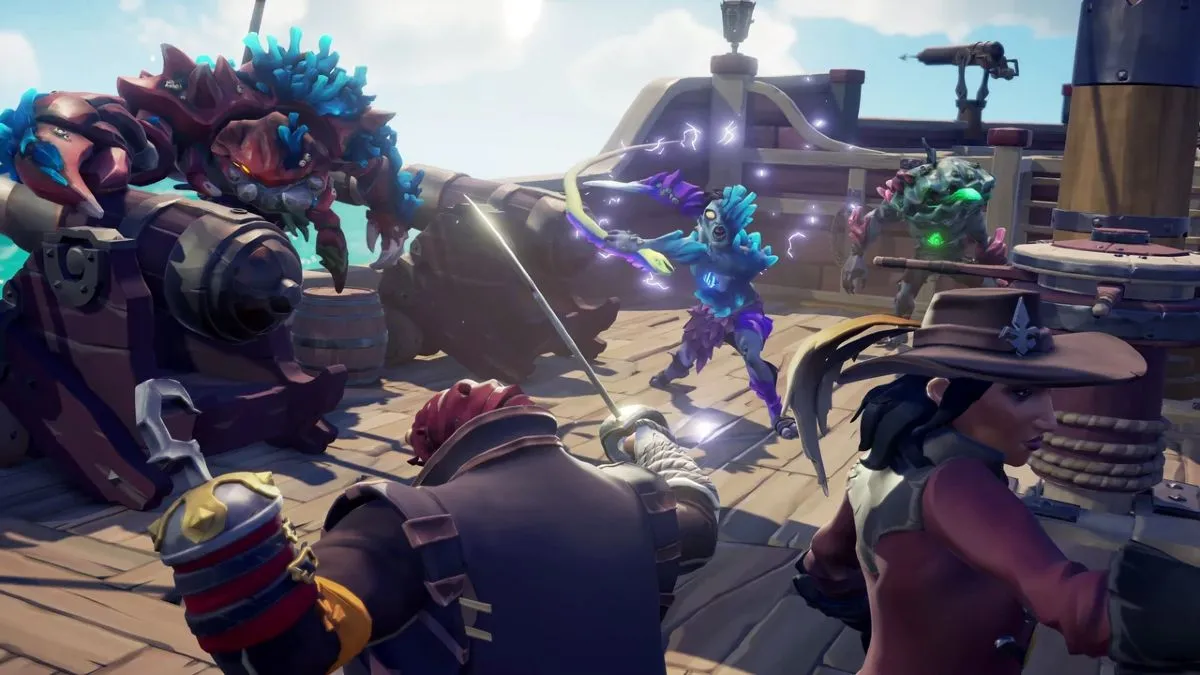 Ocean Crawlers attacking in Sea of Thieves.