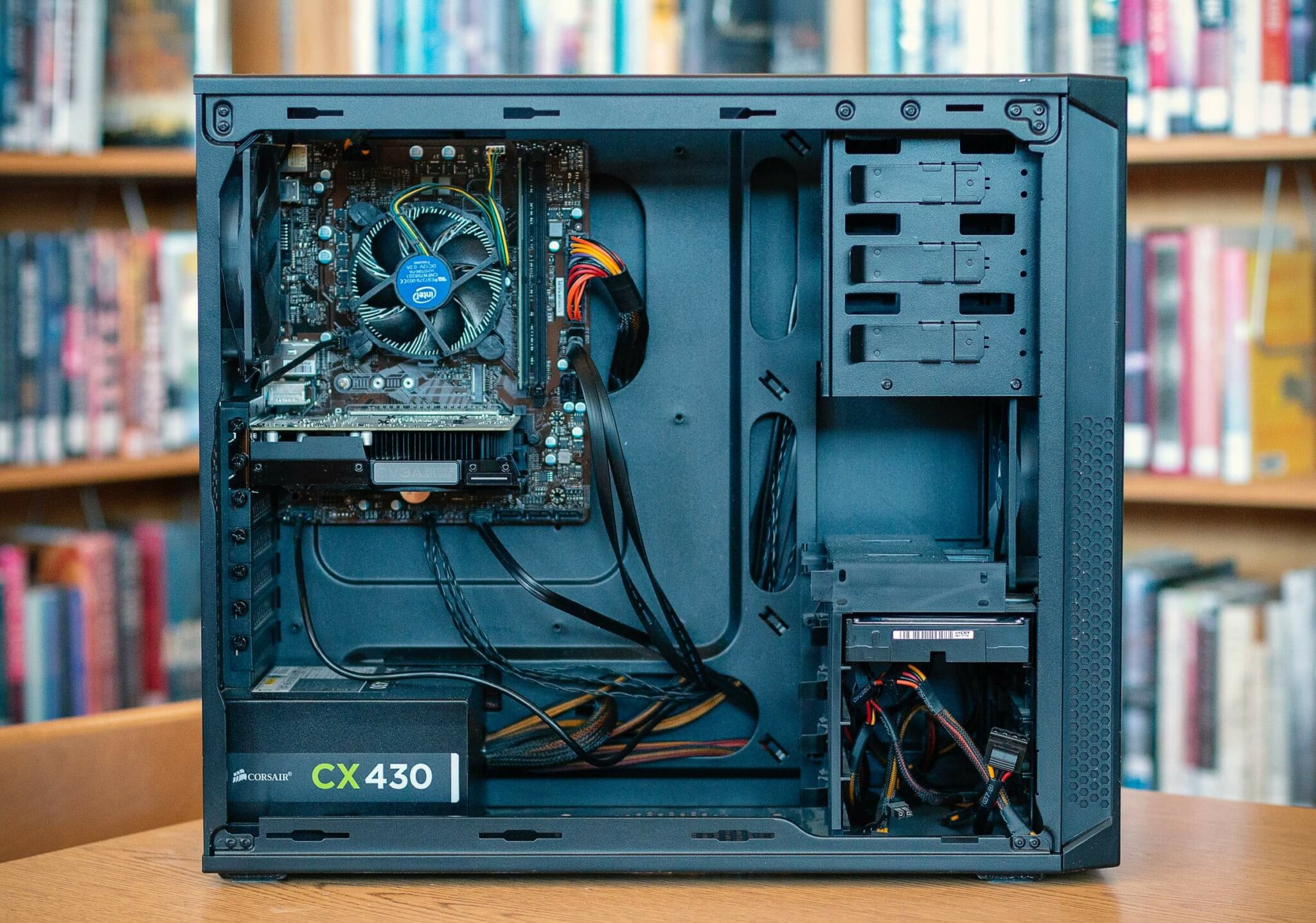 Fully Modular Vs Semi Modular PSUs What S The Difference Pro Game   Featured Hardware SemiModular Vs FullyModular 2048x1436 