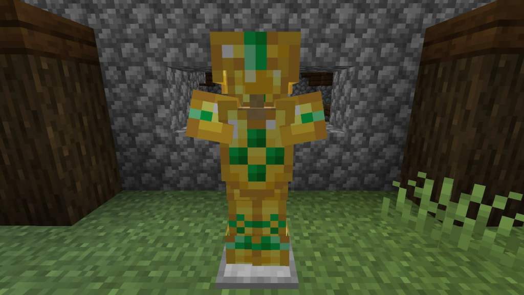 The Sentry Armor Trim on a set of Gold Armor in Minecraft