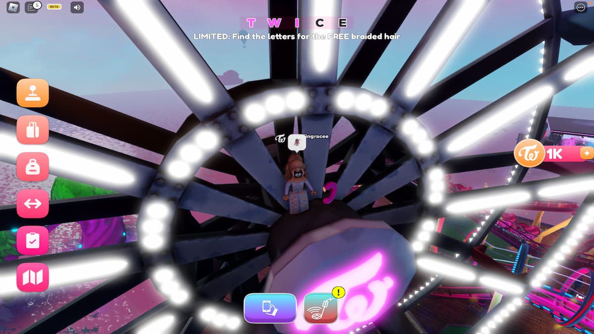 Roblox Events Leaks🥏 on X: 🎡 TWICE Square Um novo item grátis