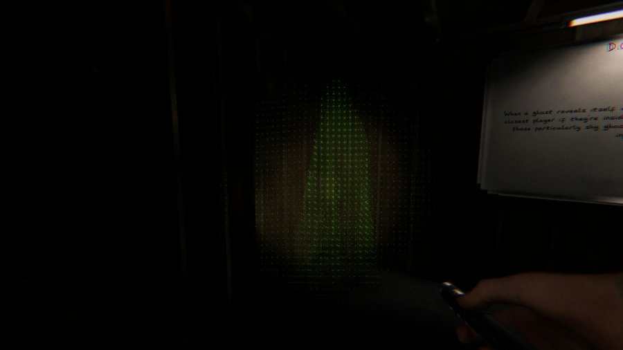 How to use the DOTS Light in Phasmophobia | Pro Game Guides