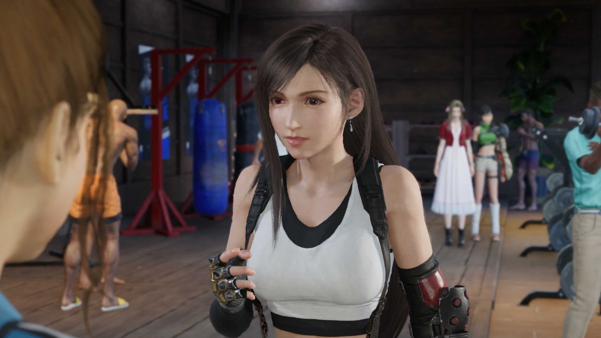 FF7 Rebirth Tifa in the gym 