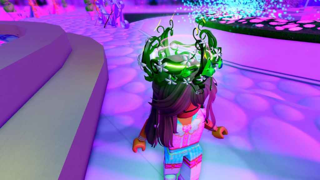 A person wearing the Blooming halo 2024 in Roblox Royale High