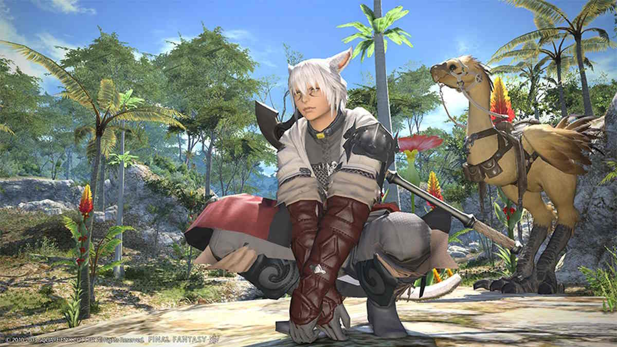 Character crouching on a beach in Final Fantasy 14