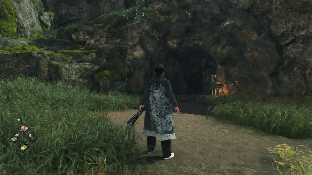 Player standing in front of the Higashiyama boss cave in Rise of the Ronin