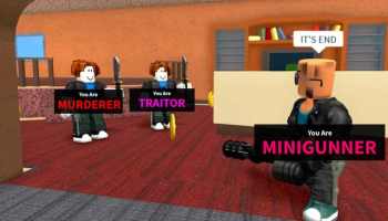 Three players in Slouse MM2
