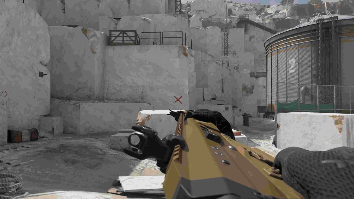 Player aiming gun in Call of Duty Modern Warfare