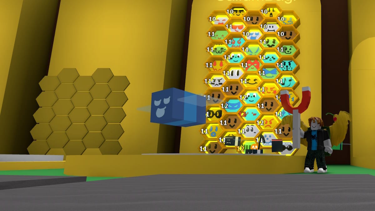 A large hive  in Roblox Bee Swarm Simulator