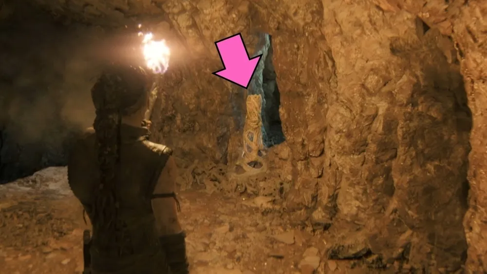 The torch in the caves of Hellblade II