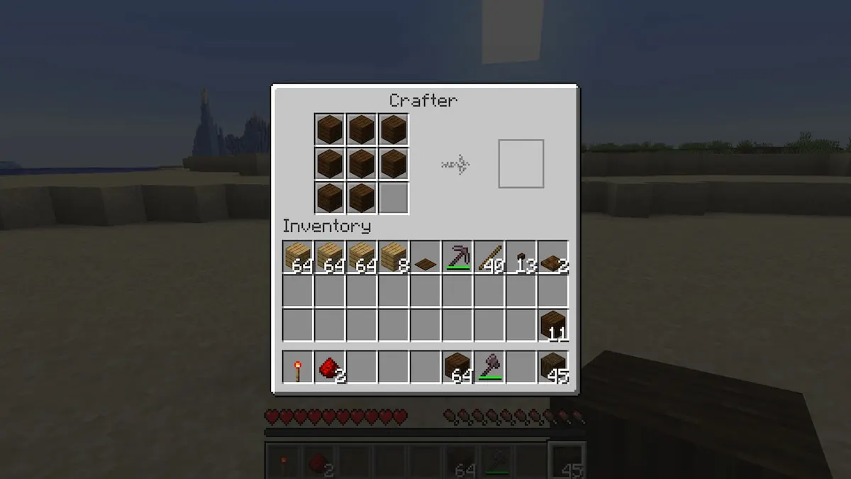 Using a Hopper and a chest to autofill a Crafter block in Minecraft