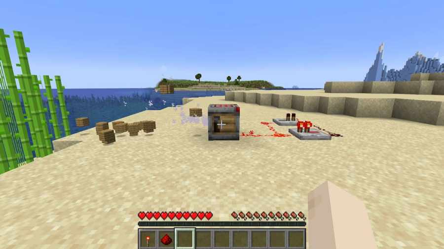 The working Redstone Circuit powering the Crafter