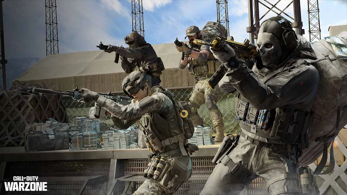 Call of Duty Warzone operators wielding weapon