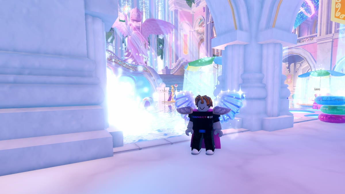 A player standing in Royale High