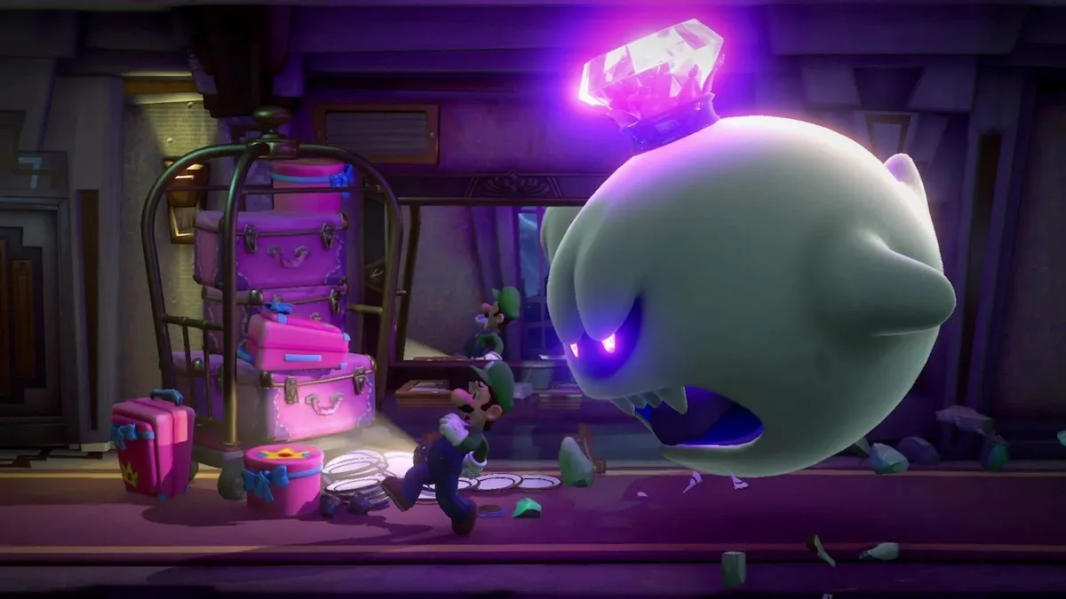 King Boo chasing Luigi in Luigi's Mansion 3.