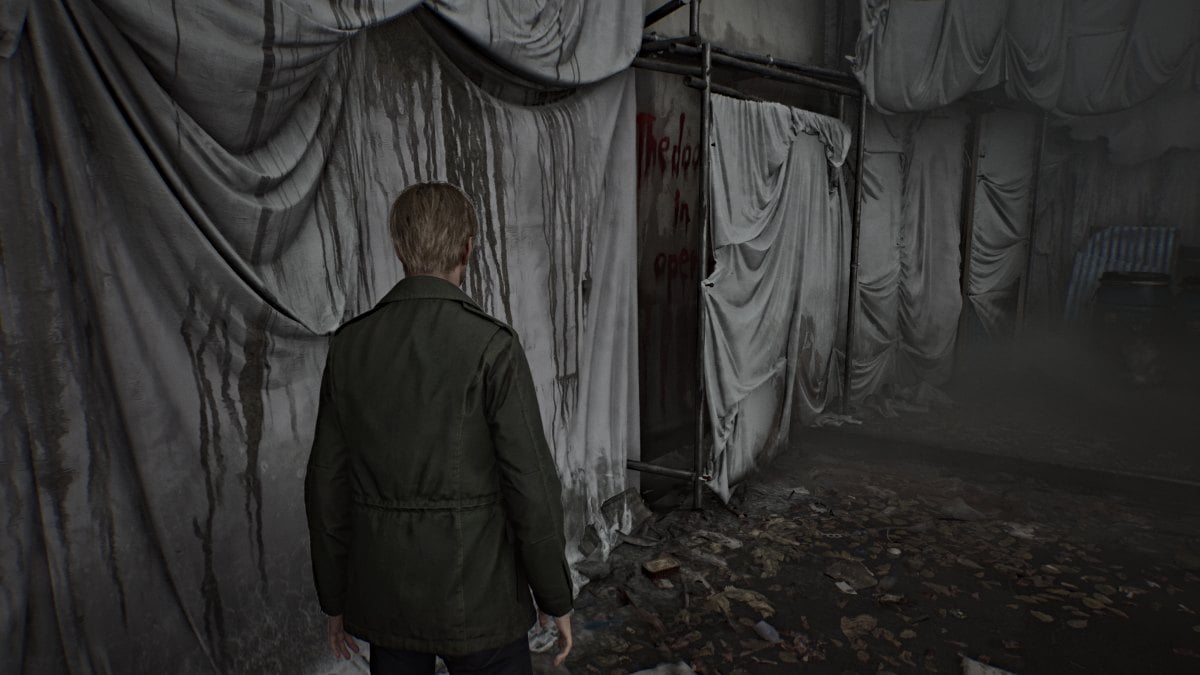 Barrier glimpse of the past in Silent Hill 2 Remake