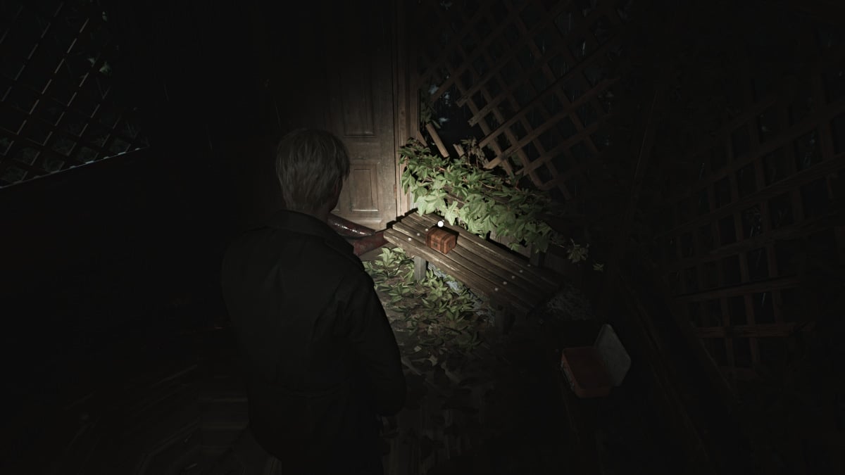 Small Chest in Silent Hill 2 Remake