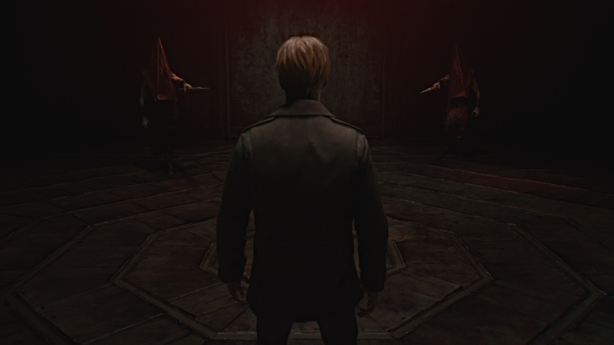 Two Pyramid Heads in Silent Hill 2 Remake