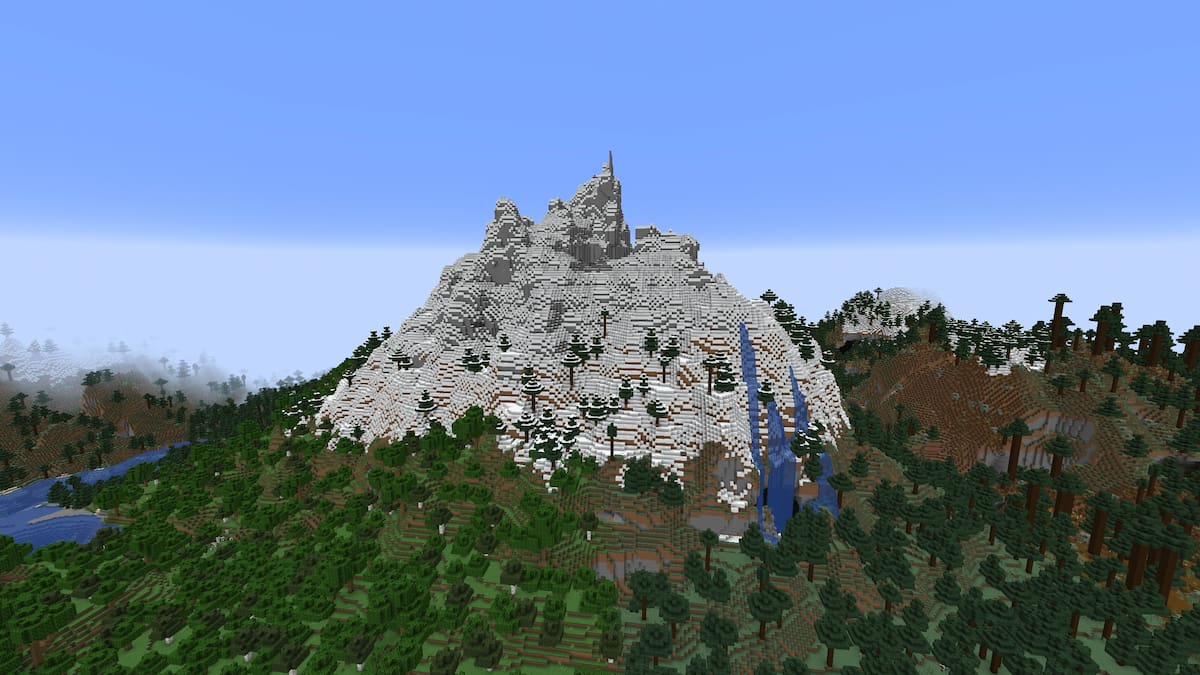 A round, snow-covered mountain in Minecraft