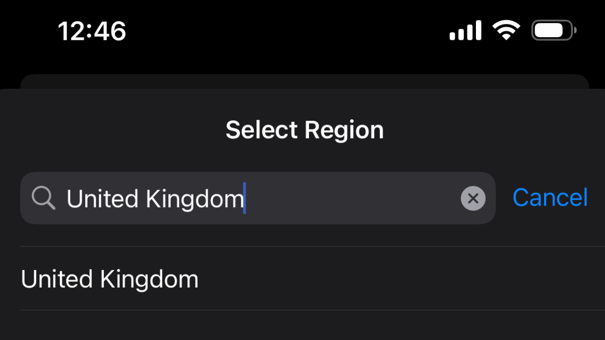 Selecting UK region in Pokemon Pocket