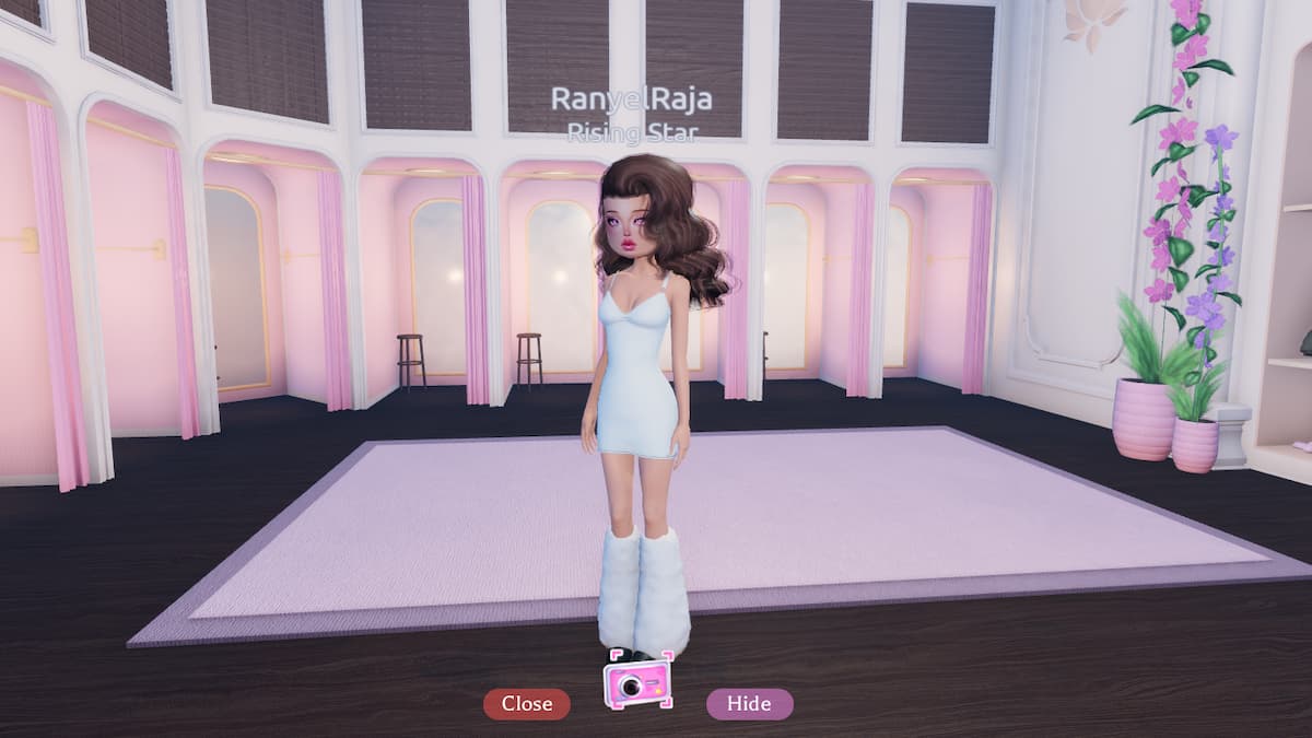 How to Save Your Outfits in Dress to Impress (DTI) - Roblox | Pro Game ...