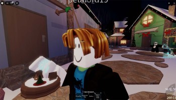 Fisch player holding a Magical Snow Globe