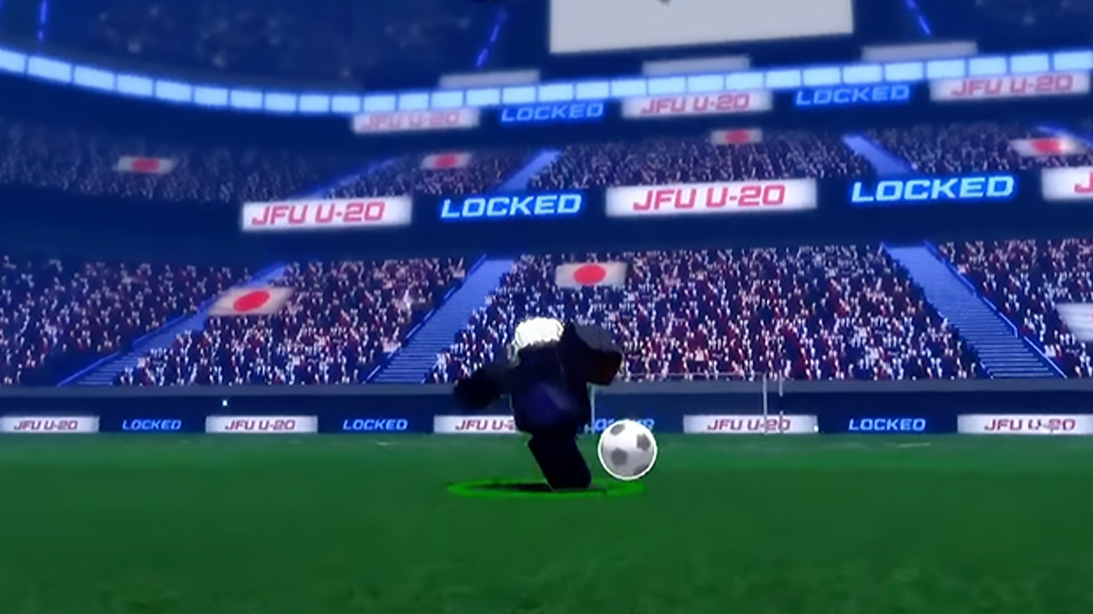 Player hitting a ball with Kunigami activated in Locked Roblox