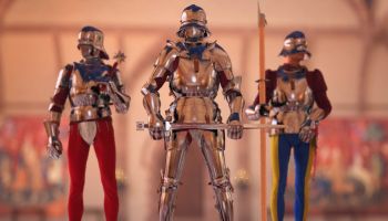 Three armored soldiers ready for a fight in Half Sword