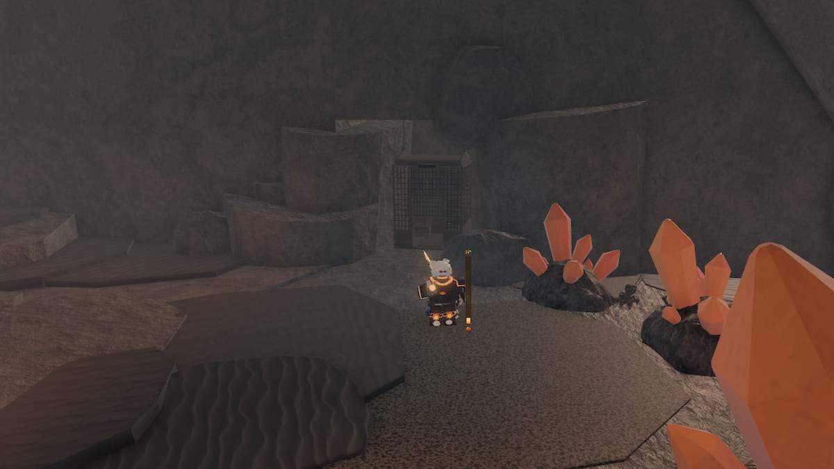 A player holding a Pearl in Fisch