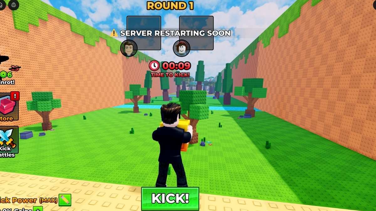 Playing Kick Battles in Kick A Lucky Block