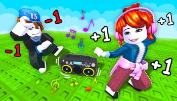 Two players dancing in Roblox